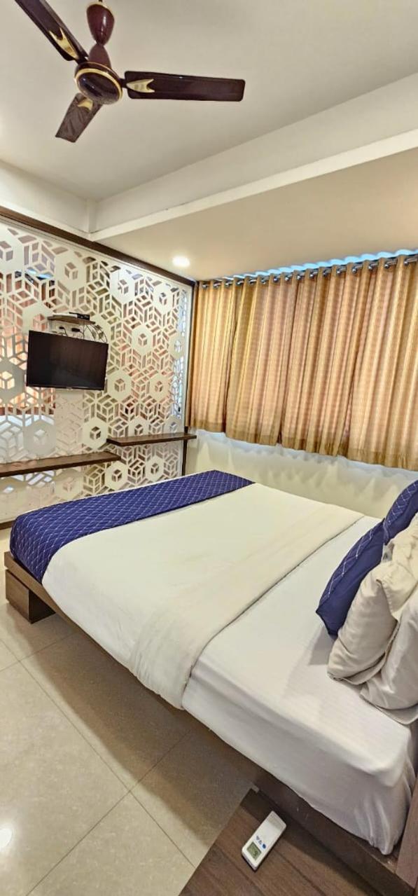 Stayguru Hotel Atithi Bhuj Exteriér fotografie